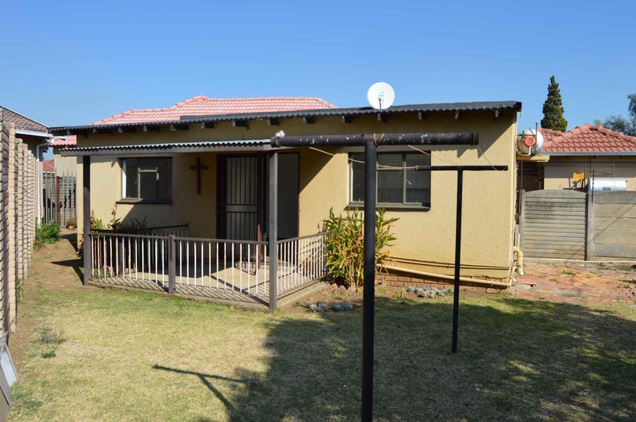 3 Bedroom Property for Sale in Albertsdal Gauteng