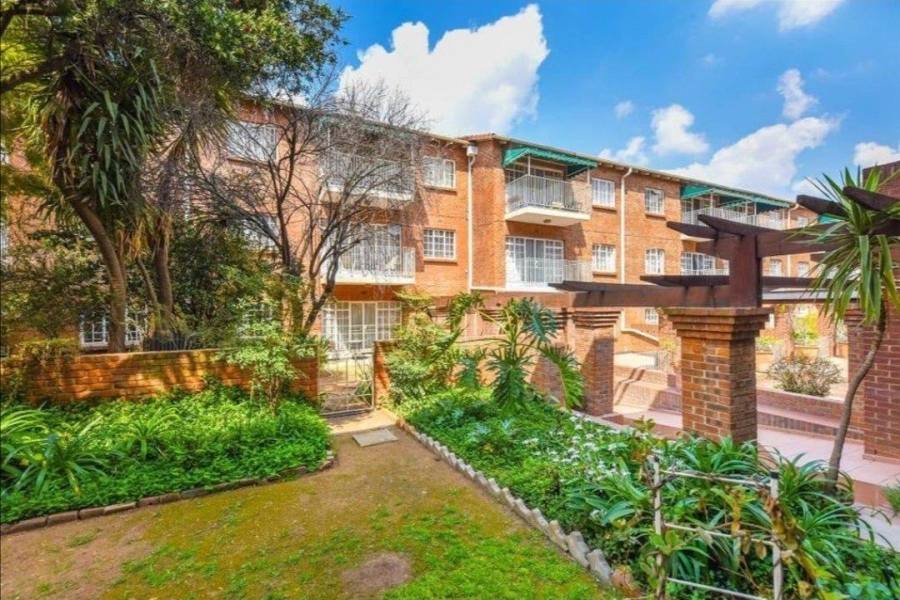 2 Bedroom Property for Sale in Woodmead Gauteng