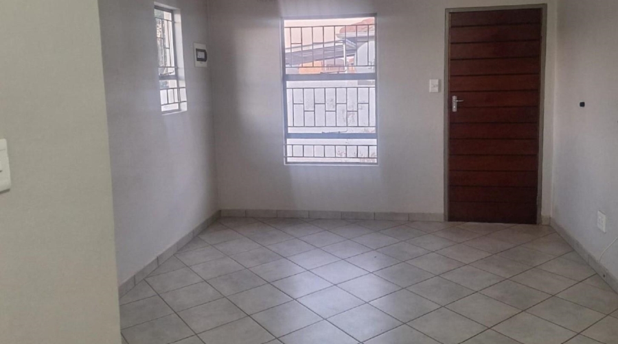 3 Bedroom Property for Sale in Lotus Gardens Gauteng