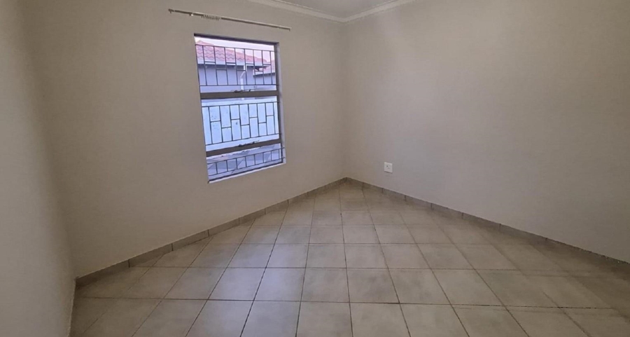 3 Bedroom Property for Sale in Lotus Gardens Gauteng