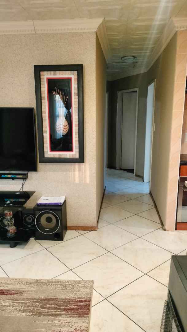3 Bedroom Property for Sale in The Orchards Gauteng