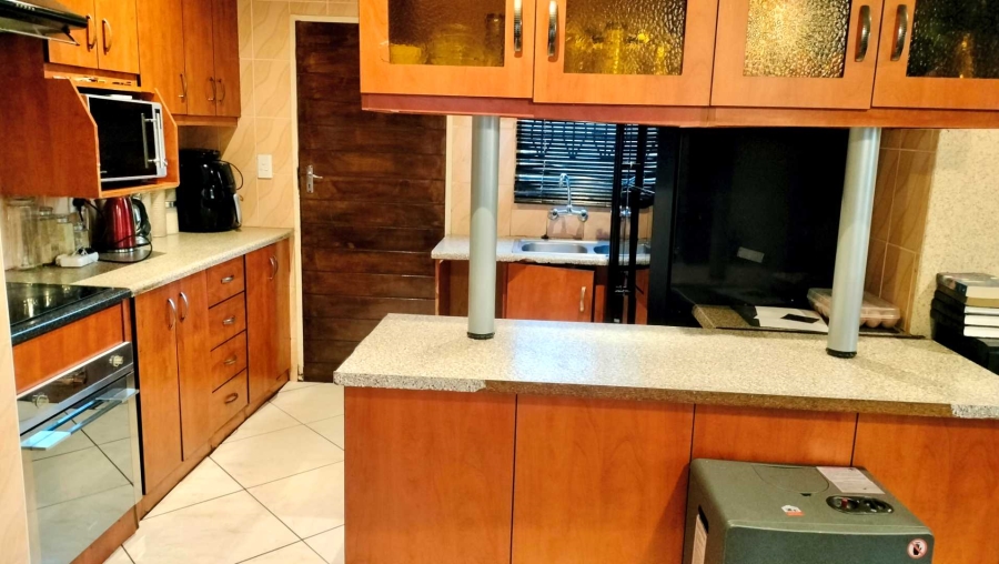 3 Bedroom Property for Sale in The Orchards Gauteng
