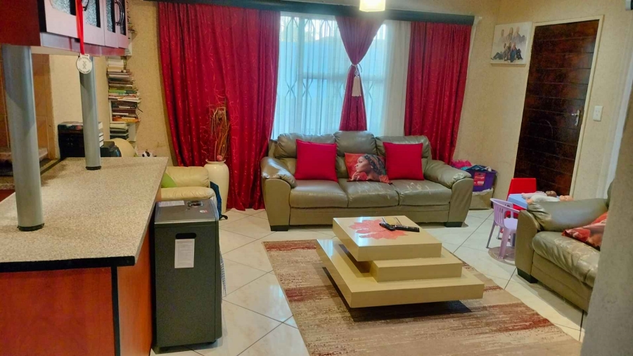 3 Bedroom Property for Sale in The Orchards Gauteng