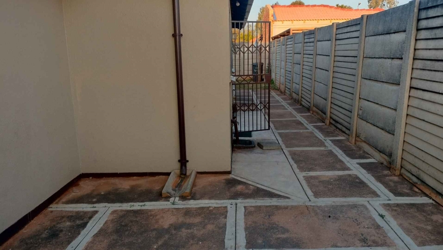 3 Bedroom Property for Sale in The Orchards Gauteng