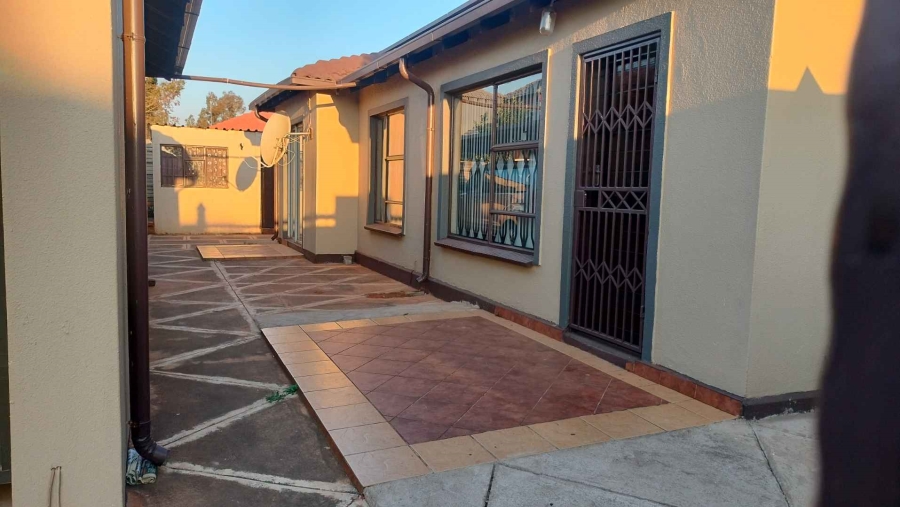 3 Bedroom Property for Sale in The Orchards Gauteng