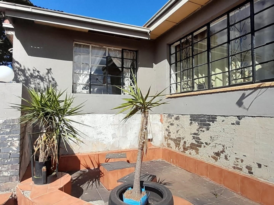 4 Bedroom Property for Sale in Florida North Gauteng