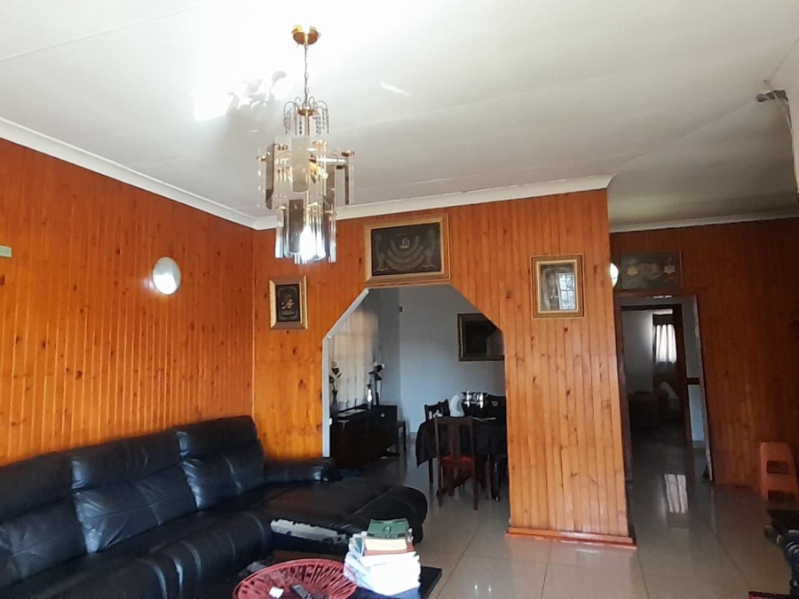 4 Bedroom Property for Sale in Florida North Gauteng