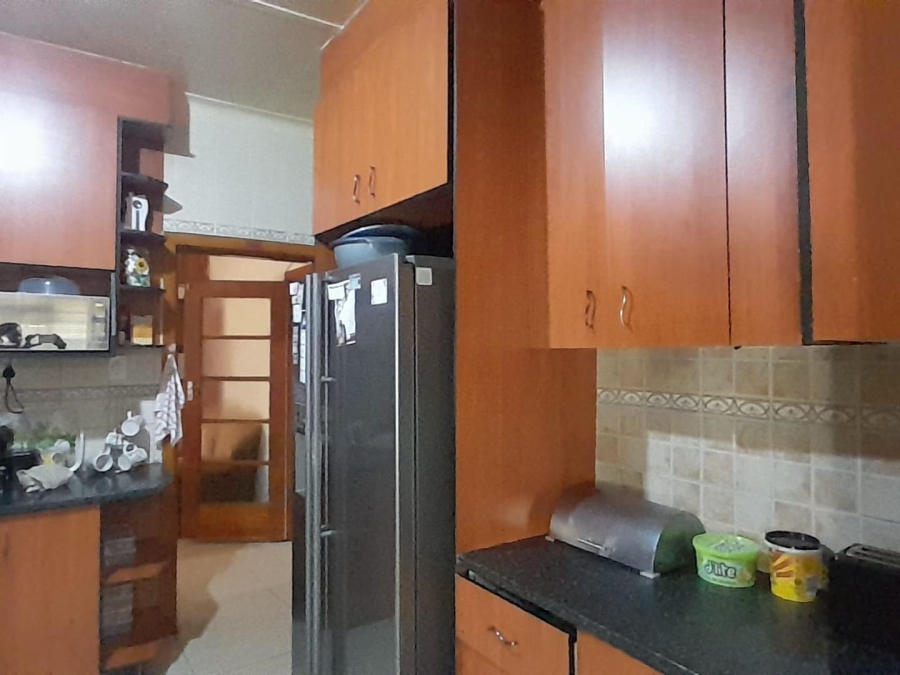 4 Bedroom Property for Sale in Florida North Gauteng