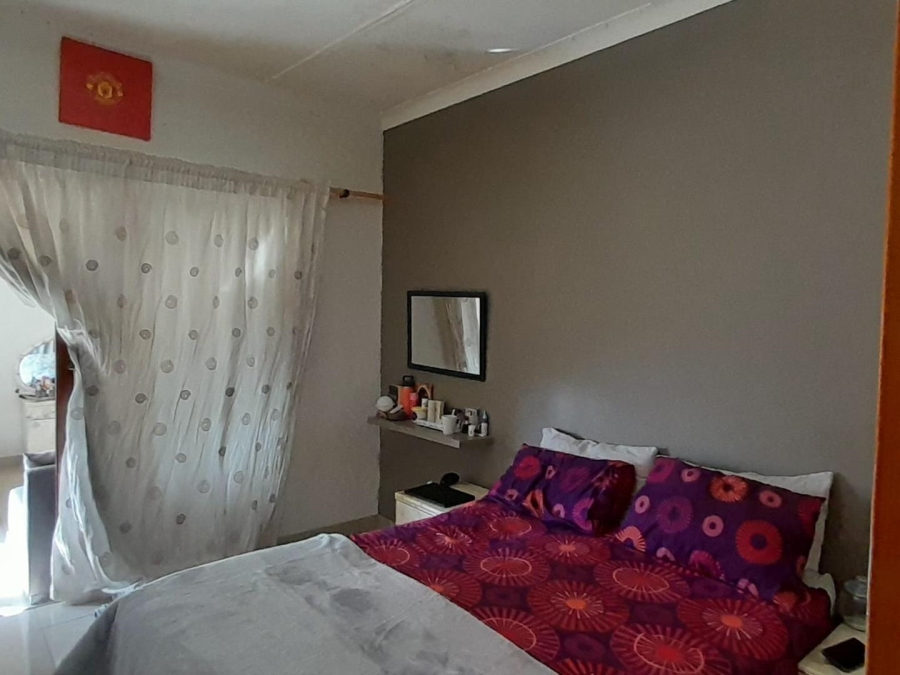 4 Bedroom Property for Sale in Florida North Gauteng