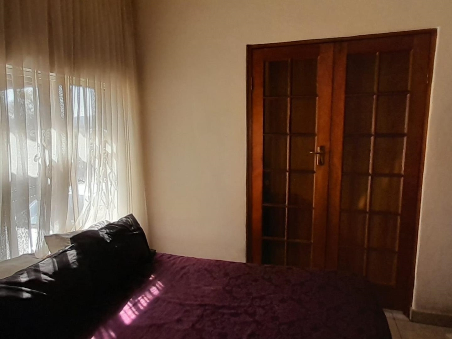 4 Bedroom Property for Sale in Florida North Gauteng