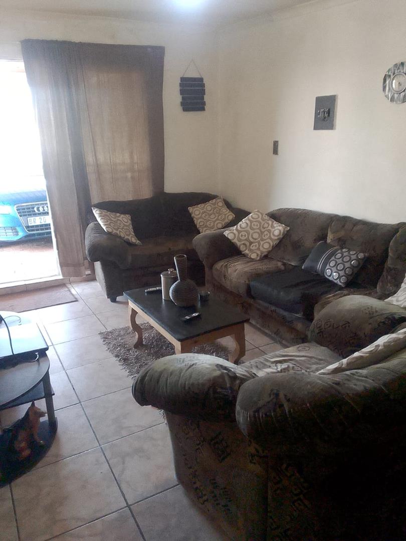 4 Bedroom Property for Sale in Florida North Gauteng