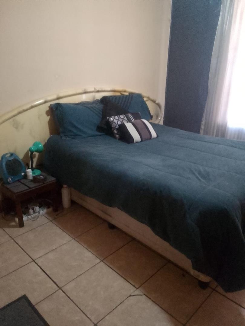 4 Bedroom Property for Sale in Florida North Gauteng