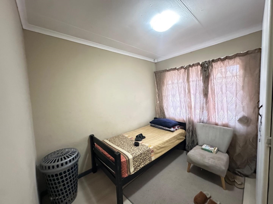 3 Bedroom Property for Sale in Annlin Gauteng