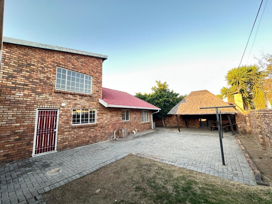 3 Bedroom Property for Sale in Annlin Gauteng