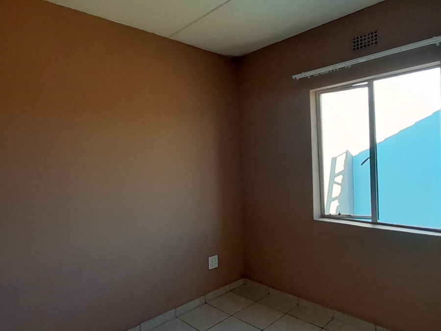2 Bedroom Property for Sale in Fleurhof Gauteng