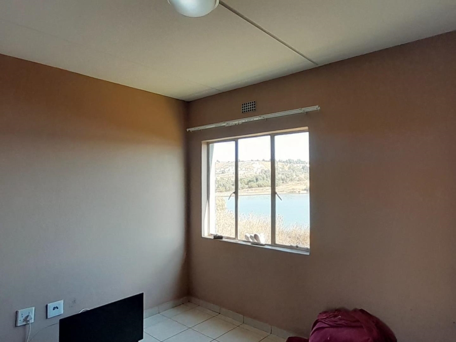 2 Bedroom Property for Sale in Fleurhof Gauteng