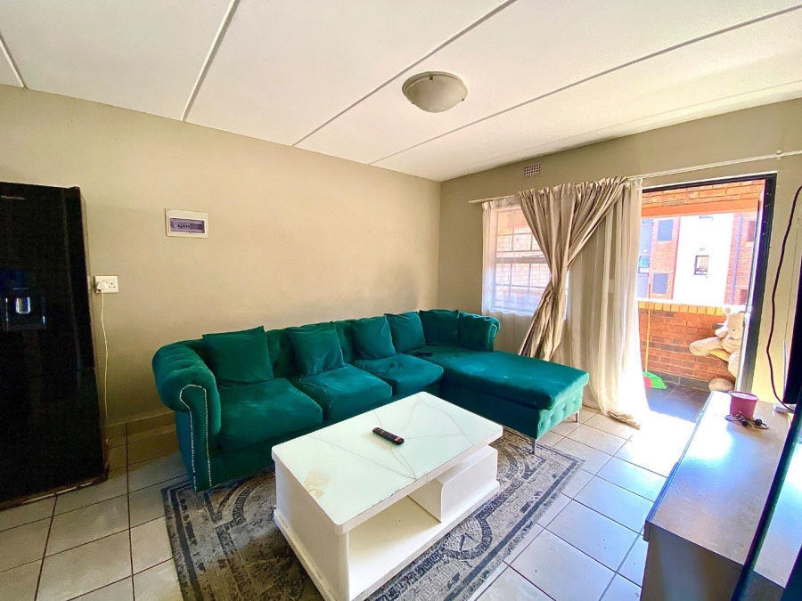 2 Bedroom Property for Sale in Montana Gauteng