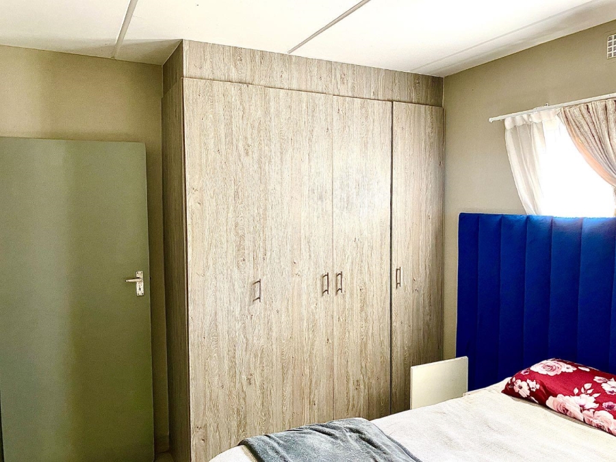 2 Bedroom Property for Sale in Montana Gauteng