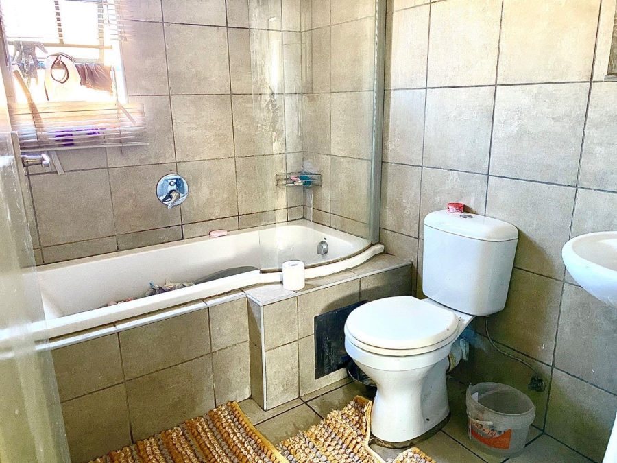 2 Bedroom Property for Sale in Montana Gauteng