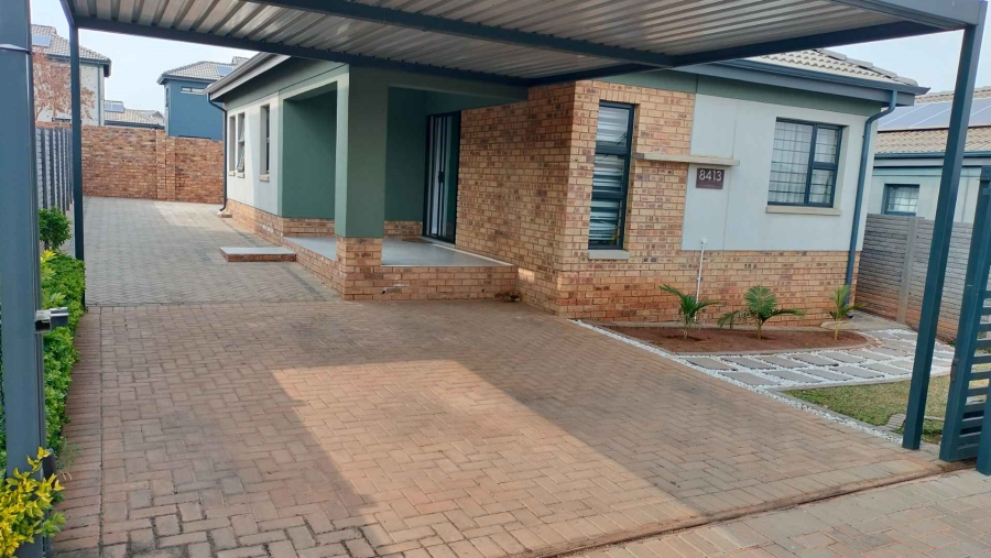 3 Bedroom Property for Sale in Lotus Gardens Gauteng