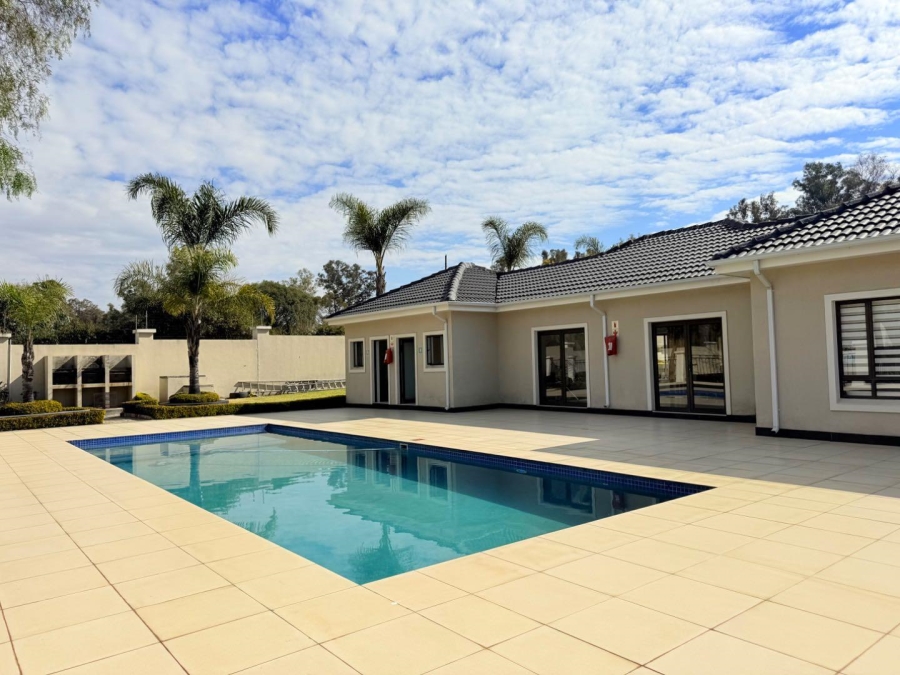3 Bedroom Property for Sale in Carlswald Gauteng