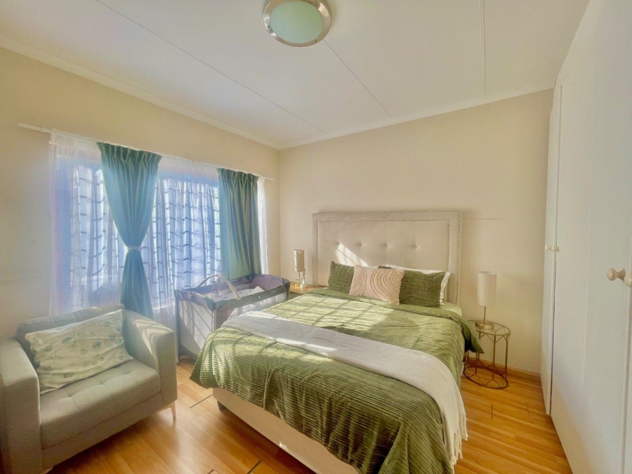 2 Bedroom Property for Sale in Sandown Gauteng