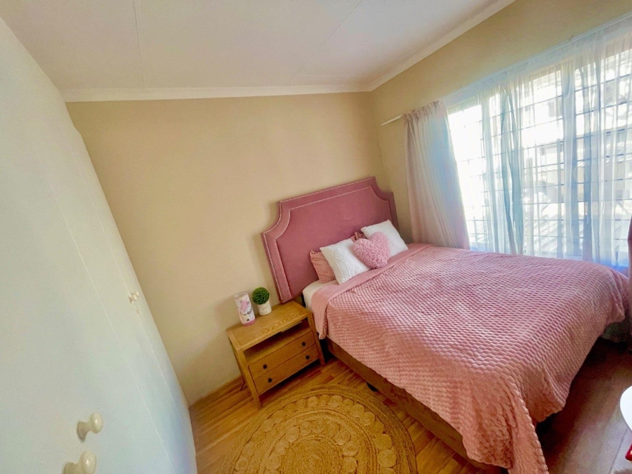 2 Bedroom Property for Sale in Sandown Gauteng
