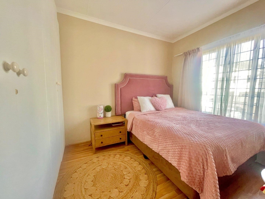 2 Bedroom Property for Sale in Sandown Gauteng