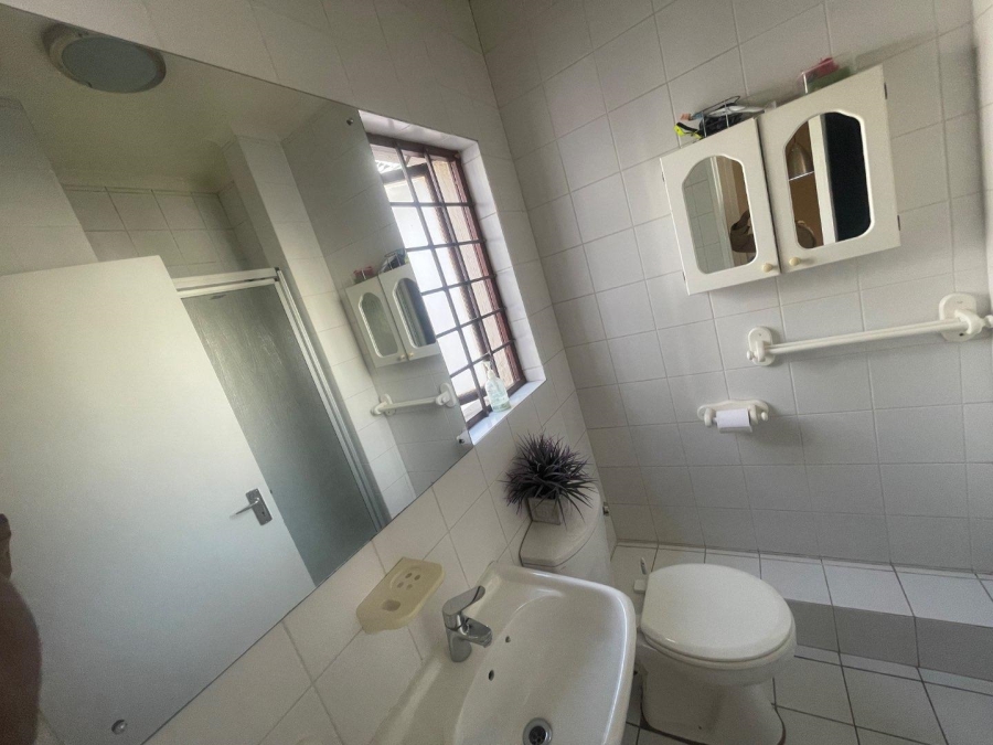 2 Bedroom Property for Sale in Sandown Gauteng