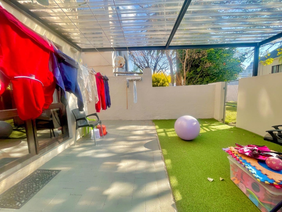 2 Bedroom Property for Sale in Sandown Gauteng