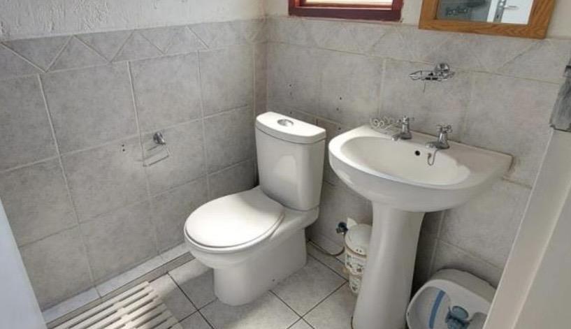 2 Bedroom Property for Sale in Bromhof Gauteng