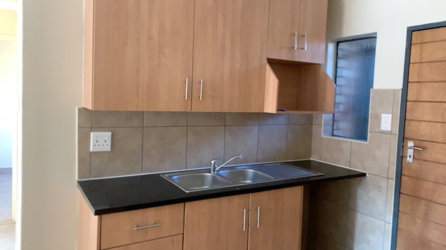 2 Bedroom Property for Sale in Alveda Park Gauteng
