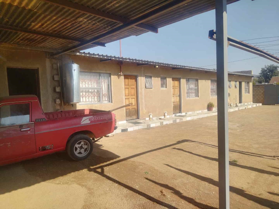 5 Bedroom Property for Sale in Soshanguve X Gauteng