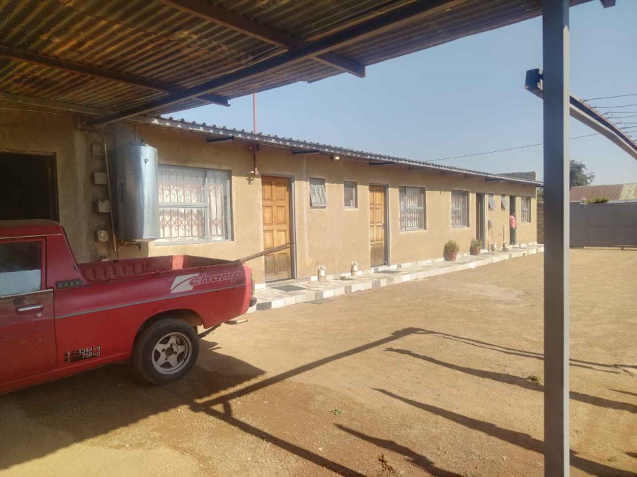 5 Bedroom Property for Sale in Soshanguve X Gauteng