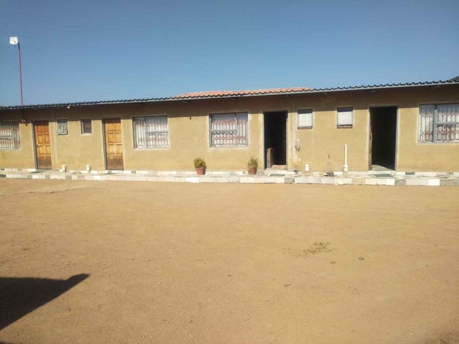 5 Bedroom Property for Sale in Soshanguve X Gauteng