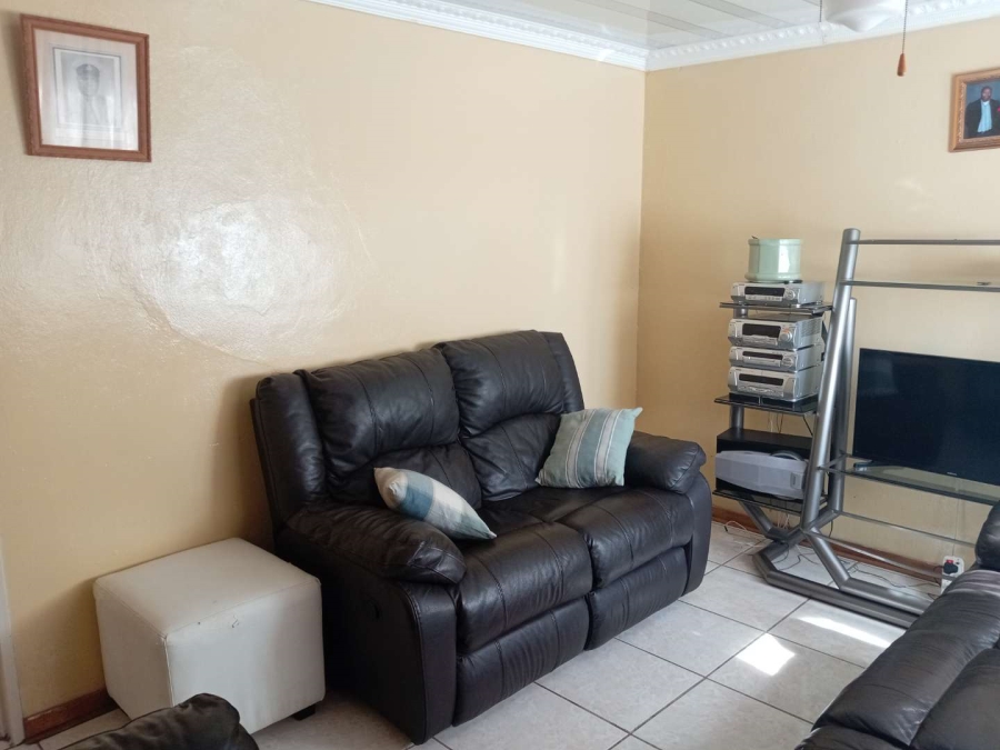 2 Bedroom Property for Sale in Soshanguve F Gauteng