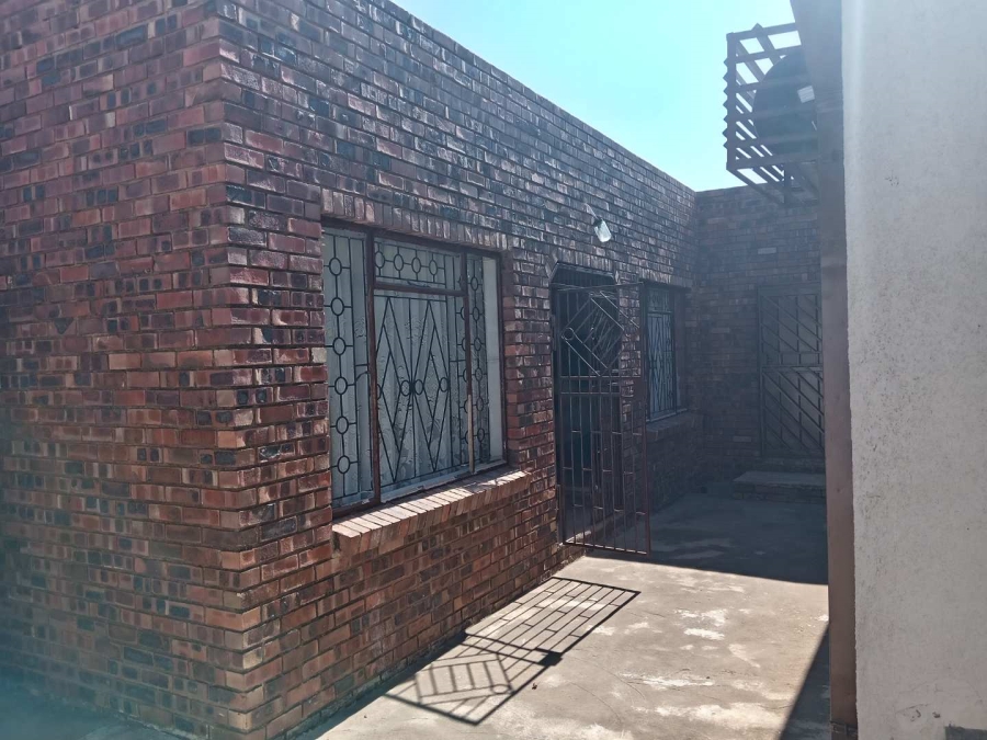 2 Bedroom Property for Sale in Soshanguve F Gauteng