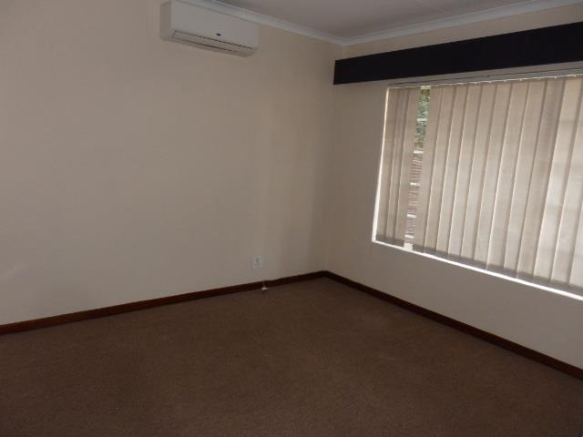 3 Bedroom Property for Sale in Faerie Glen Gauteng