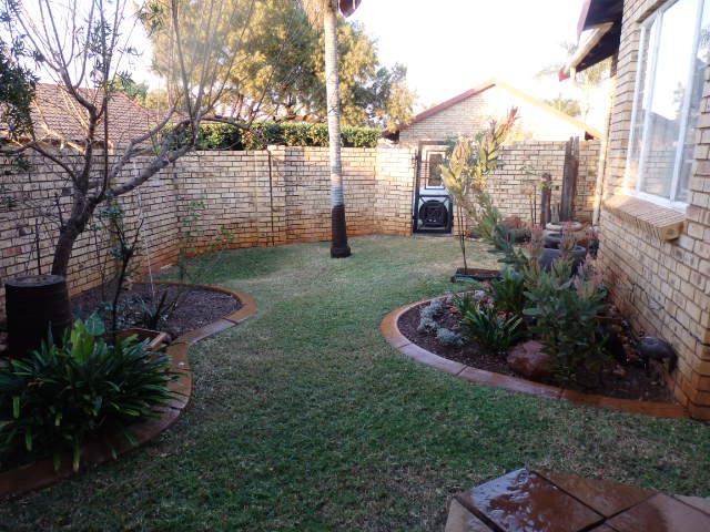 3 Bedroom Property for Sale in Faerie Glen Gauteng