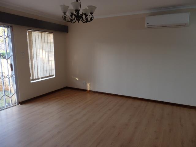 3 Bedroom Property for Sale in Faerie Glen Gauteng