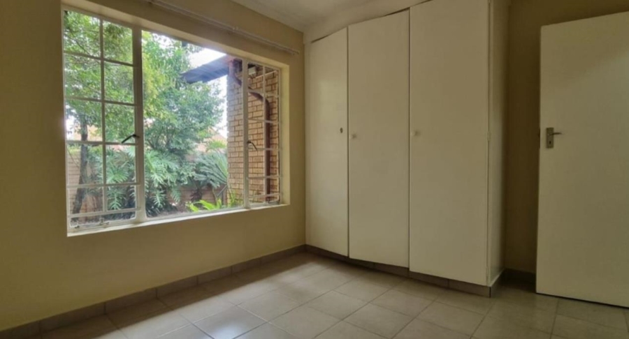 2 Bedroom Property for Sale in Garsfontein Gauteng