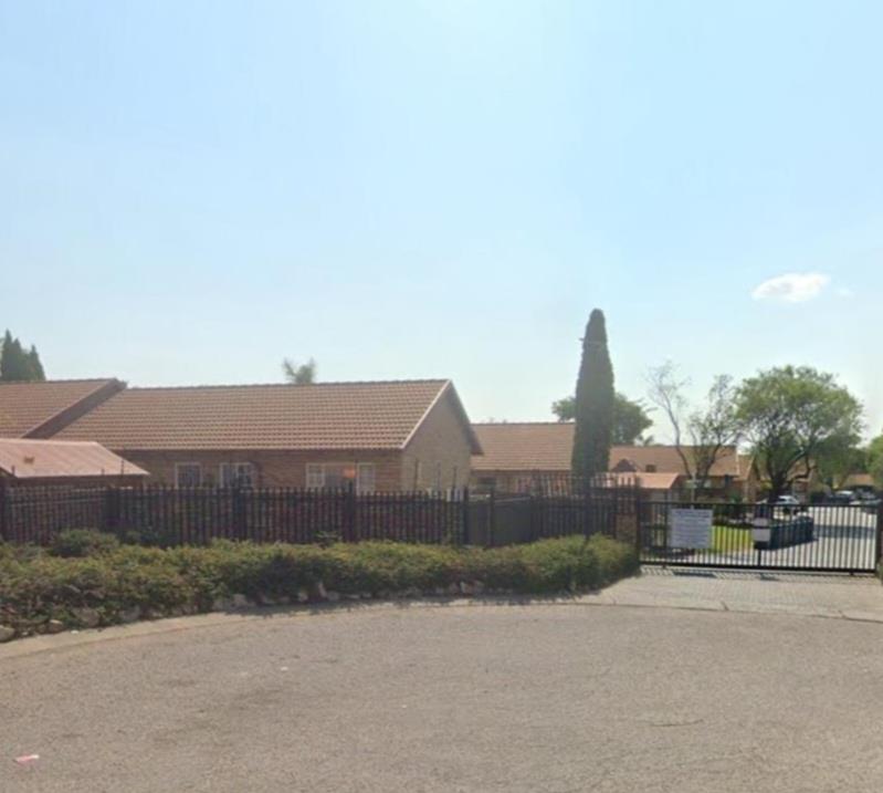 2 Bedroom Property for Sale in Garsfontein Gauteng