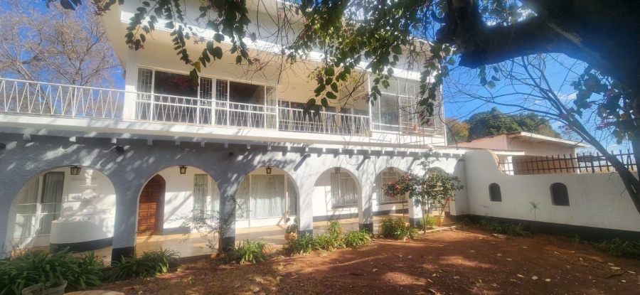 8 Bedroom Property for Sale in Honingnestkrans Gauteng