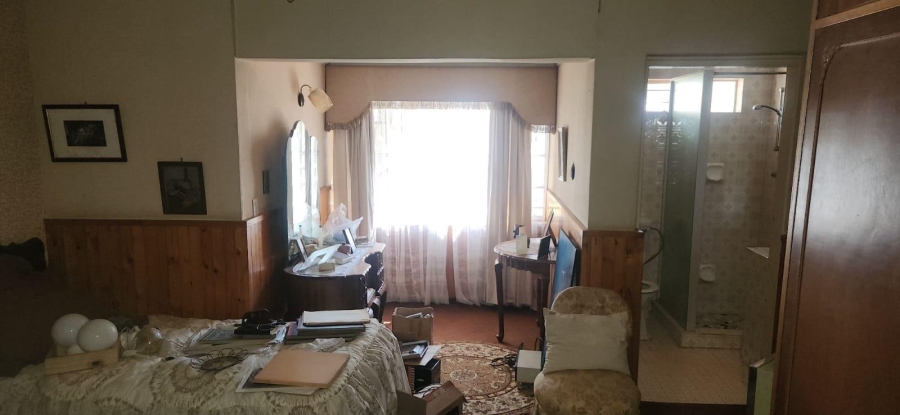 8 Bedroom Property for Sale in Honingnestkrans Gauteng