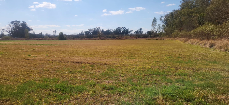 8 Bedroom Property for Sale in Honingnestkrans Gauteng