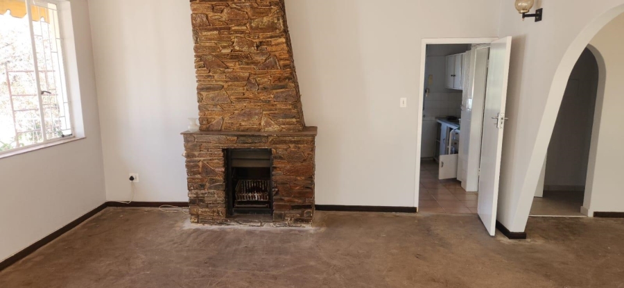 8 Bedroom Property for Sale in Honingnestkrans Gauteng