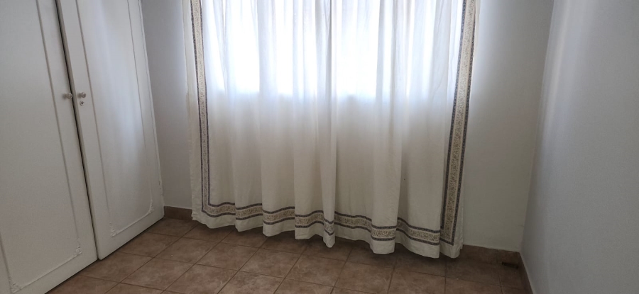 8 Bedroom Property for Sale in Honingnestkrans Gauteng