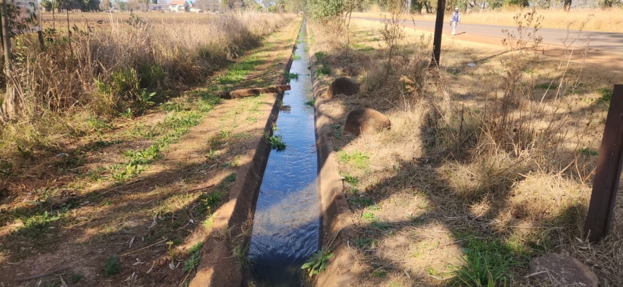 8 Bedroom Property for Sale in Honingnestkrans Gauteng