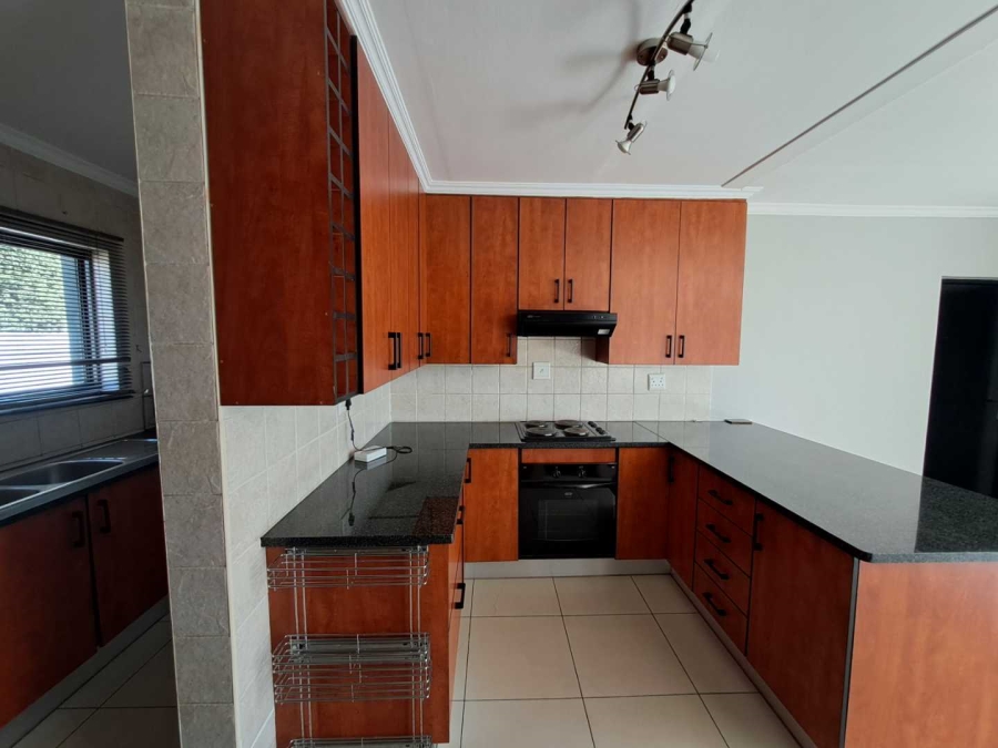 To Let 3 Bedroom Property for Rent in Rua Vista Gauteng