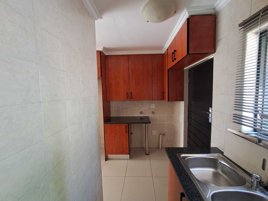 To Let 3 Bedroom Property for Rent in Rua Vista Gauteng